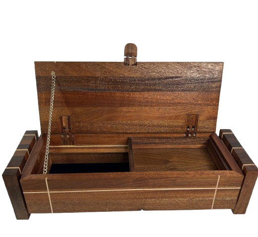 handcrafted mahogany wooden jewelry box
